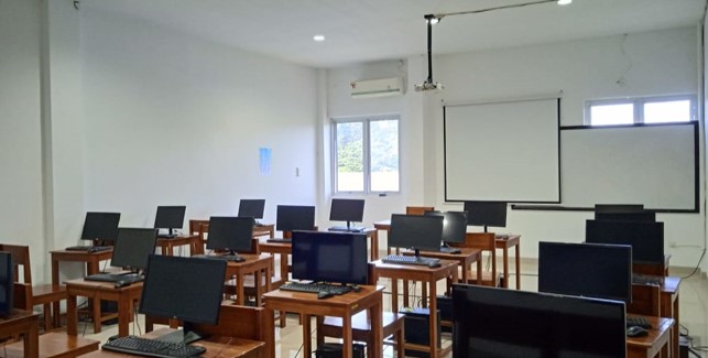 Lab Komputer 2